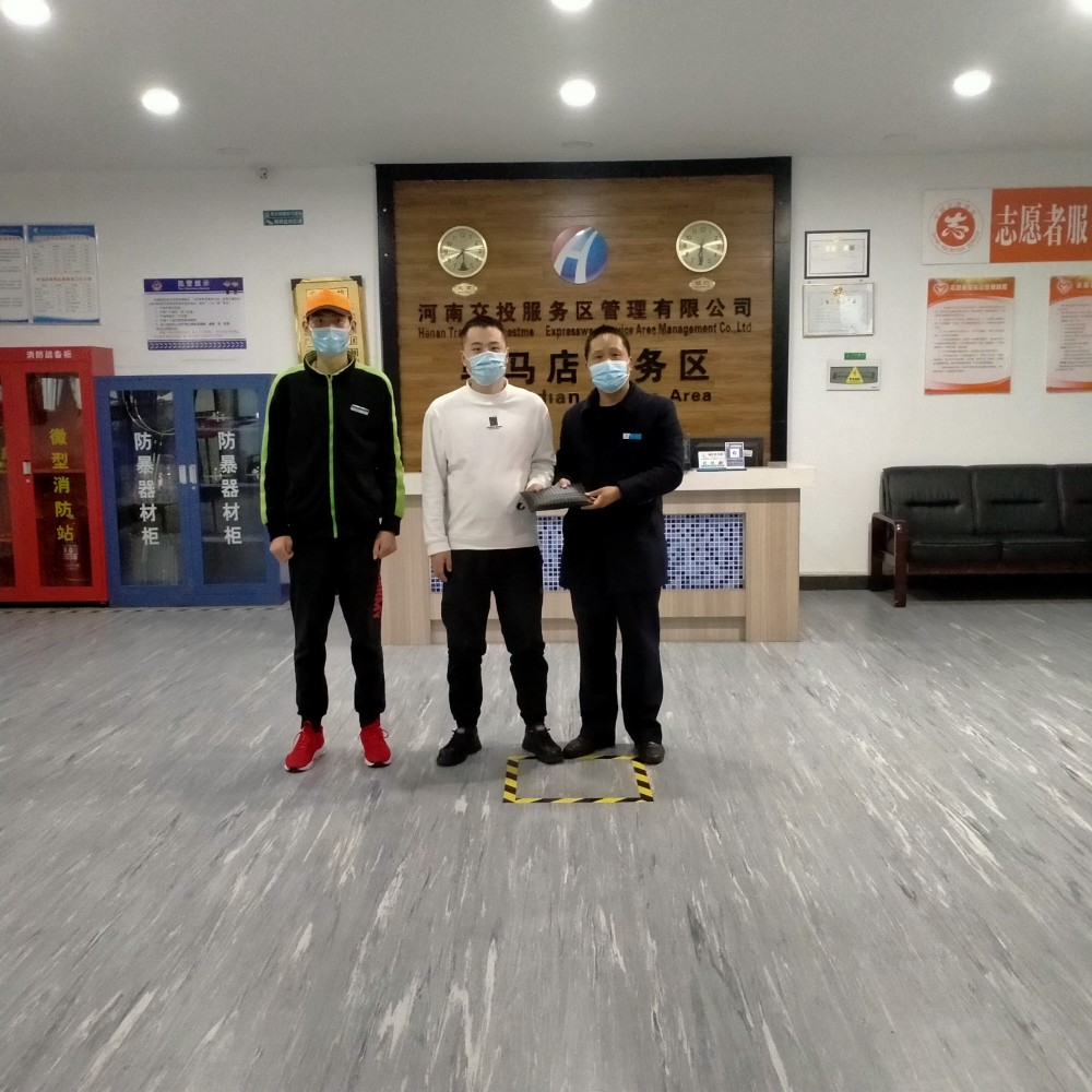 駐馬.jpg 駐馬.jpg